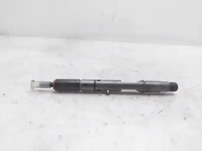 İkinci el araba yedek parçası ENJEKTÖR için AUDI A4 AVANT (8E)  OEM IAM referansları 059130201F  
