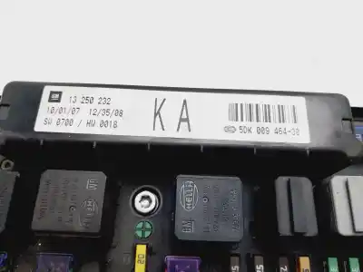 Second-hand car spare part FUSE BOX UNIT for OPEL ASTRA H BERLINA  OEM IAM references 13250232  