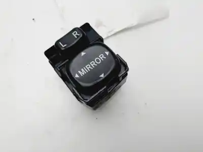 Second-hand car spare part rearview side mirror switch for toyota corolla (e12) 2.0 d-4d sol sedán oem iam references 183574  