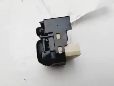 Second-hand car spare part rearview side mirror switch for toyota corolla (e12) 2.0 d-4d sol sedán oem iam references 183574  