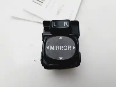 Second-hand car spare part REARVIEW SIDE MIRROR SWITCH for TOYOTA COROLLA (E12)  OEM IAM references 183574  