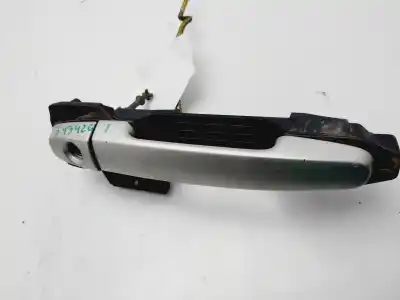 Second-hand car spare part exterior left front door handle for toyota corolla (e12) 2.0 d-4d sol sedán oem iam references 6921112220c2