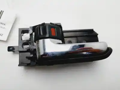 Second-hand car spare part interior left front handle for toyota corolla (e12) 2.0 d-4d sol sedán oem iam references 50594a1