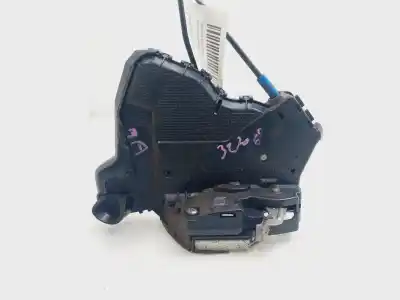 Peça sobressalente para automóvel em segunda mão fechadura da porta dianteira direita por toyota auris luna referências oem iam 6903012490