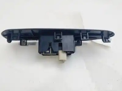 Peça sobressalente para automóvel em segunda mão BOTÃO / INTERRUPTOR ELEVADOR VIDRO DIANTEIRO DIREITO por TOYOTA AURIS  Referências OEM IAM 7423102530  