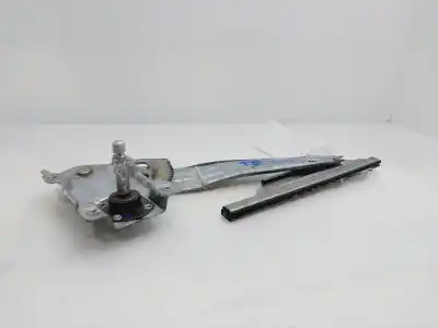 Second-hand car spare part rear right window regulator for toyota corolla (_e12_) 1.4 d (nde120_) oem iam references 6983012360