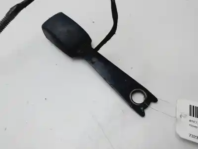 Peça sobressalente para automóvel em segunda mão chicote / encaixe cinto segurança dianteiro esquerdo por toyota hilux (kun) double cab 4x4 referências oem iam 732300k420b0   Peça sobressalente para automóvel em segunda mão chicote / encaixe cinto segurança dianteiro esquerdo por toyota hilux (kun) double cab 4x4 referências oem iam 732300k420b0