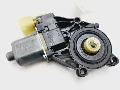 Pezzo di ricambio per auto di seconda mano MOTORE ALZACRISTALLI ANTERIORE SINISTRO per FORD FIESTA (CB1)  Riferimenti OEM IAM 8A6114A389B  
