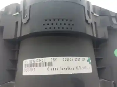 Peça sobressalente para automóvel em segunda mão quadrante por alfa romeo gt (125) 1.9 jtd 16v 150/ distinctive referências oem iam 156050197  