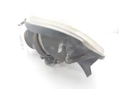 Second-hand car spare part left headlight for renault clio ii fase i (b/cbo) 1.2 16v alize 75 cv / 55 kw oem iam references 7701045168