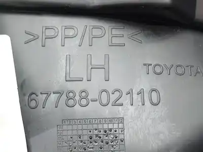 Peça sobressalente para automóvel em segunda mão forra / revestimento da porta traseira esquerda por toyota auris hybrid feel  edition referências oem iam 6778802110