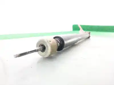 Second-hand car spare part right rear shock absorber for renault clio ii fase i (b/cbo) 1.2 16v alize 75 cv / 55 kw oem iam references 562107519r
