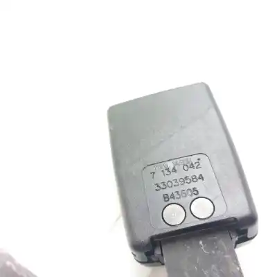 Second-hand car spare part right rear seat belt buckle for bmw serie 7 (e65/e66) 730d oem iam references 7134042