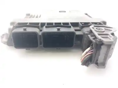 Recambio de automóvil de segunda mano de centralita motor uce para renault megane ii berlina 5p dynamique referencias oem iam 8200527725  