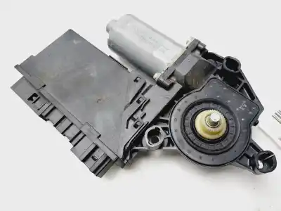 Автозапчасти б/у мотор заднего правого стекла за audi a4 b6 avant (8e5) 2.0 ссылки oem iam 8e0959802a