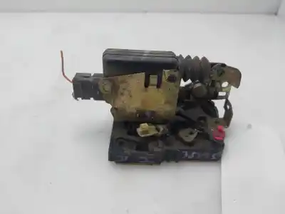 Second-hand car spare part left front door lock for dacia logan ambiance oem iam references 6001547509