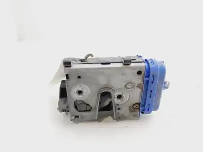 Автозапчасти б/у замок задней левой двери за audi a3 (8l) 1.9 tdi ссылки oem iam 8d0839015a  