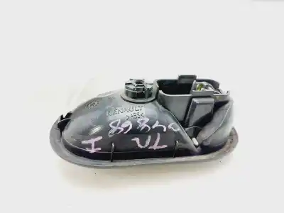 Second-hand car spare part interior left rear handle for renault clio iii expression oem iam references 8200310579  
