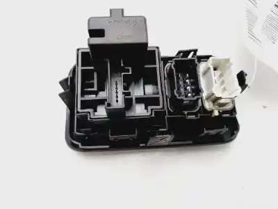 Pièce détachée automobile d'occasion COMMUTATEUR MULTIFONCTIONS pour RENAULT MEGANE II BERLINA 5P  Références OEM IAM 8200121805  