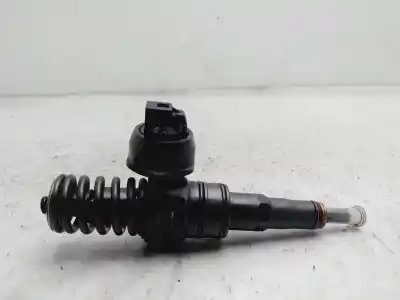 Автозапчастина б/у инжектор для skoda fabia combi (5j5) urban посилання на oem iam 038130073ag  