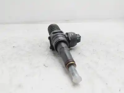 Автозапчастина б/у инжектор для skoda fabia combi (5j5) urban посилання на oem iam 038130073ag  