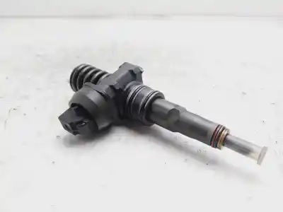 Автозапчастина б/у инжектор для skoda fabia combi (5j5) urban посилання на oem iam 038130073ag  