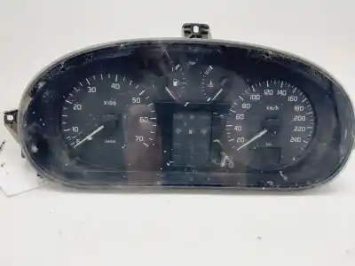 İkinci el araba yedek parçası ENSTRÜMAN PANELI için RENAULT MEGANE I FASE 2 BERLINA (BA0)  OEM IAM referansları 8200071820  