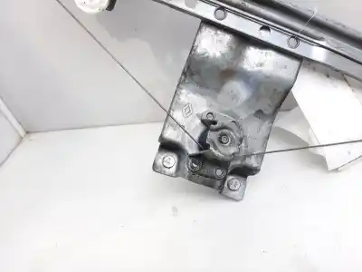 Автозапчасти б/у задний правый стеклорегулятор за renault clio iv (bh_) 1.2 16v ссылки oem iam 827003722r  