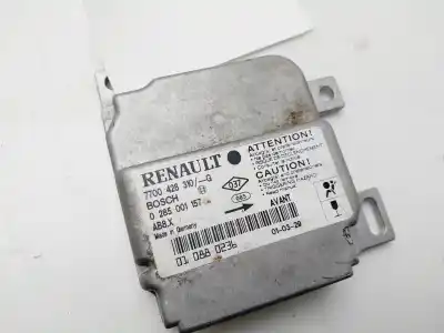 Автозапчастина б/у блок управління подушками безпеки для renault clio ii fase i (b/cbo) 1.2 16v alize 75 cv / 55 kw посилання на oem iam 7700428310  