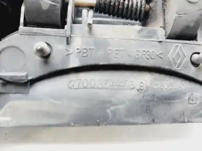 Gebrauchtes Autoersatzteil linker vorderer äusserer griff zum renault kangoo (f/kc0) confort expression oem-iam-referenzen 7700354478   Gebrauchtes Autoersatzteil linker vorderer äusserer griff zum renault kangoo (f/kc0) confort expression oem-iam-referenzen 7700354478