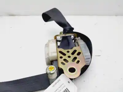Second-hand car spare part front right seat belt for toyota corolla (e12) 2.0 d-4d linea sol berlina oem iam references 732100121