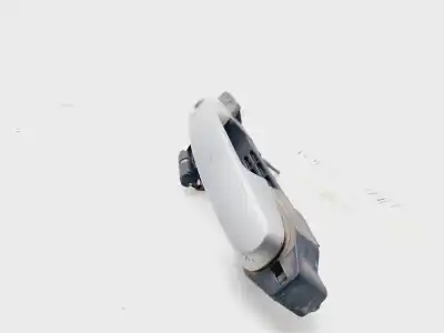 Second-hand car spare part exterior left front door handle for toyota corolla (e12) 2.0 d-4d linea sol berlina oem iam references 6921112220c2