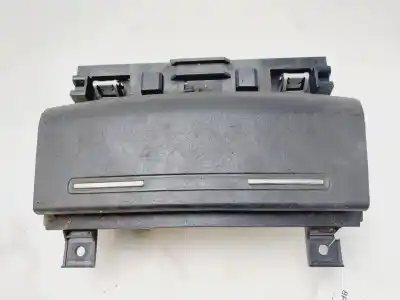 Gebrauchtes Autoersatzteil Aschenbecher zum AUDI A3 (8P1)  OEM-IAM-Referenzen 8P0857951  