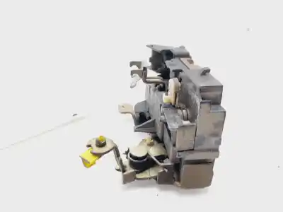 İkinci el araba yedek parçası sag ön kapi kilidi için renault kangoo (f/kc0) rn/alap modell (kcoa/c/d/e/h/u) oem iam referansları 7701046800   İkinci el araba yedek parçası sag ön kapi kilidi için renault kangoo (f/kc0) rn/alap modell (kcoa/c/d/e/h/u) oem iam referansları 7701046800