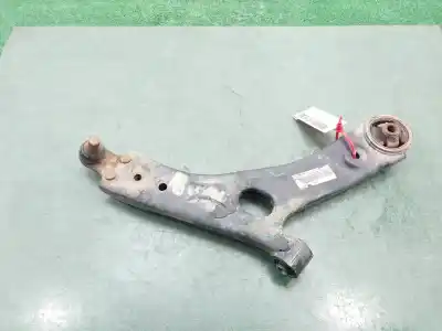 Pezzo di ricambio per auto di seconda mano braccio sospensione inferiore anteriore destro per kia sportage drive 4x2 riferimenti oem iam 545013w102