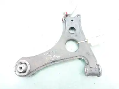 Pièce détachée automobile d'occasion Bras De Suspension Inferieur Avant Droit pour MERCEDES CLASE A (BM 168) OM668940 Références OEM IAM 1683302407  