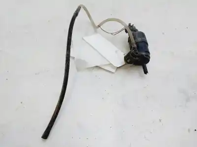 Second-hand car spare part washer pump for renault kangoo (f/kc0) authentique 64 cv / 47 kw oem iam references 7700821782 Second-hand car spare part washer pump for renault kangoo (f/kc0) authentique 64 cv / 47 kw oem iam references 7700821782