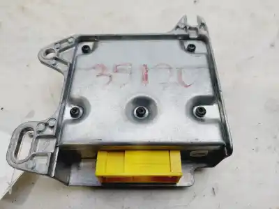 Second-hand car spare part airbag control unit for renault kangoo (f/kc0) authentique 64 cv / 47 kw oem iam references 8200098401   Second-hand car spare part airbag control unit for renault kangoo (f/kc0) authentique 64 cv / 47 kw oem iam references 8200098401