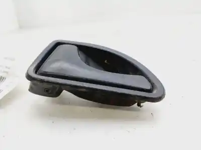 Second-hand car spare part interior left front handle for renault kangoo (f/kc0) authentique 64 cv / 47 kw oem iam references 8200247802   Second-hand car spare part interior left front handle for renault kangoo (f/kc0) authentique 64 cv / 47 kw oem iam references 8200247802