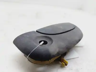 Second-hand car spare part exterior left front door handle for renault kangoo (f/kc0) authentique 64 cv / 47 kw oem iam references 7700354478   Second-hand car spare part exterior left front door handle for renault kangoo (f/kc0) authentique 64 cv / 47 kw oem iam references 7700354478