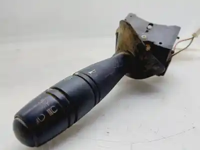 Автозапчастина б/у управління світлом для renault kangoo (f/kc0) authentique 64 cv / 47 kw посилання на oem iam 7701053057  