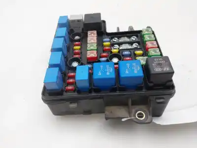Second-hand car spare part fuse box unit for kia ceed emotion 116 cv / 85 kw oem iam references 919501h030