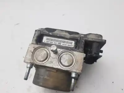 Peça sobressalente para automóvel em segunda mão abs por renault clio iii expression referências oem iam 8200747140  