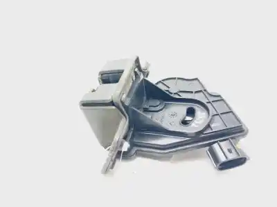 Second-hand car spare part trunk lock for toyota auris active oem iam references 6935002080