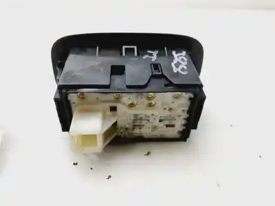 Second-hand car spare part rear left power window switch for toyota auris active oem iam references 848100d030