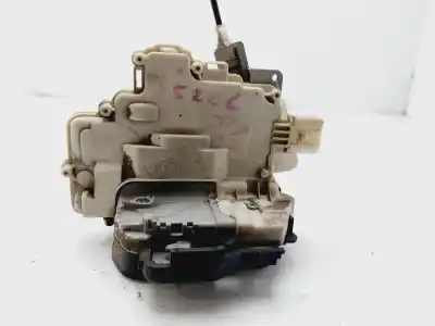 Автозапчастина б/у замок передній праві двері для audi a4 avant (8e) 2.0 tdi (dpf) (125kw) посилання на oem iam 8e1837016a  