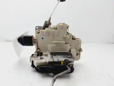 Автозапчастина б/у замок дверей заднього лівого для audi a4 avant (8e) 2.0 tdi (dpf) (125kw) посилання на oem iam 8e0839015aa   Автозапчастина б/у замок дверей заднього лівого для audi a4 avant (8e) 2.0 tdi (dpf) (125kw) посилання на oem iam 8e0839015aa