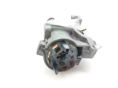 Автозапчастина б/у стартер для skoda fabia combi (5j5) urban посилання на oem iam 4b0905851c  