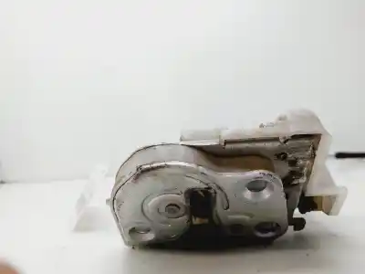 Автозапчасти б/у замок задней правой двери за mazda 2 lim. () evolution ссылки oem iam d09l72310  