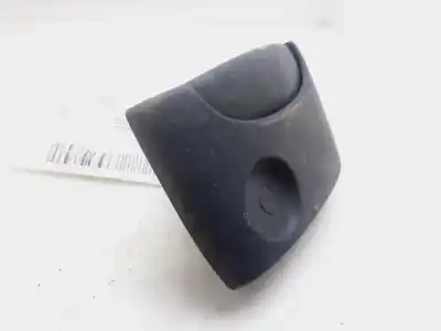 Автозапчастина б/у завнішня ручка задня права для renault kangoo (f/kc0) alize 64 cv / 47 kw посилання на oem iam 7700303504 Автозапчастина б/у завнішня ручка задня права для renault kangoo (f/kc0) alize 64 cv / 47 kw посилання на oem iam 7700303504